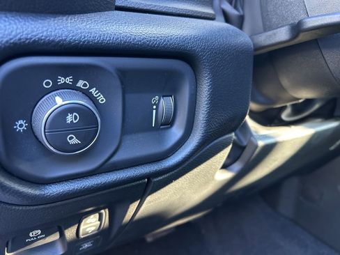 New 2026 RAM 1500 Big Horn AWD/4WD image 19