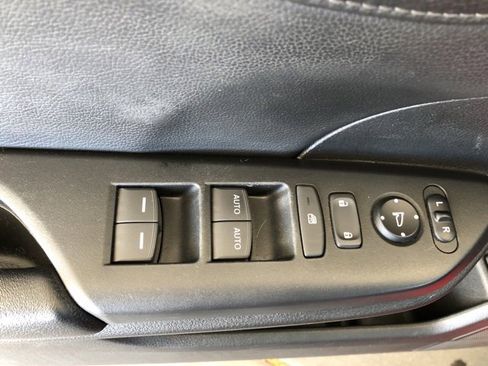 Used 2016 Honda Civic Touring image 36