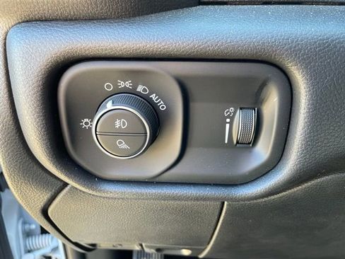 Used 2025 RAM 2500 Tradesman AWD/4WD image 27