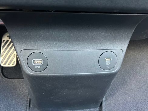 Used 2023 Kia EV6 GT-Line w/ GT-Line Suede Seat Package AWD/4WD image 19