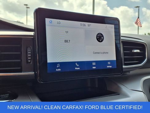 Used 2024 Ford Explorer XLT w/ Equipment Group 202A AWD/4WD image 12