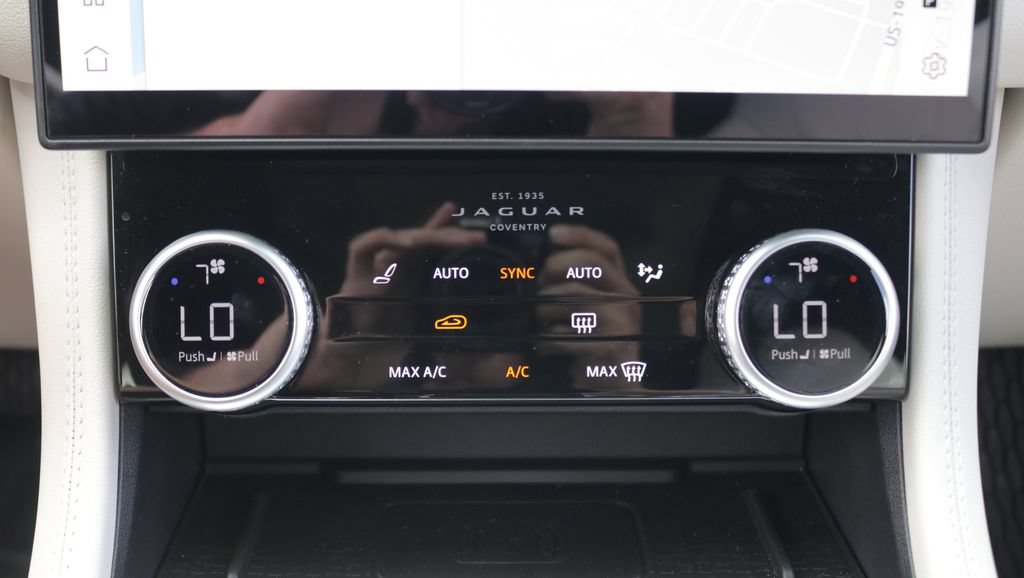 New 2026 Jaguar F-PACE R-Dynamic S AWD/4WD image 25