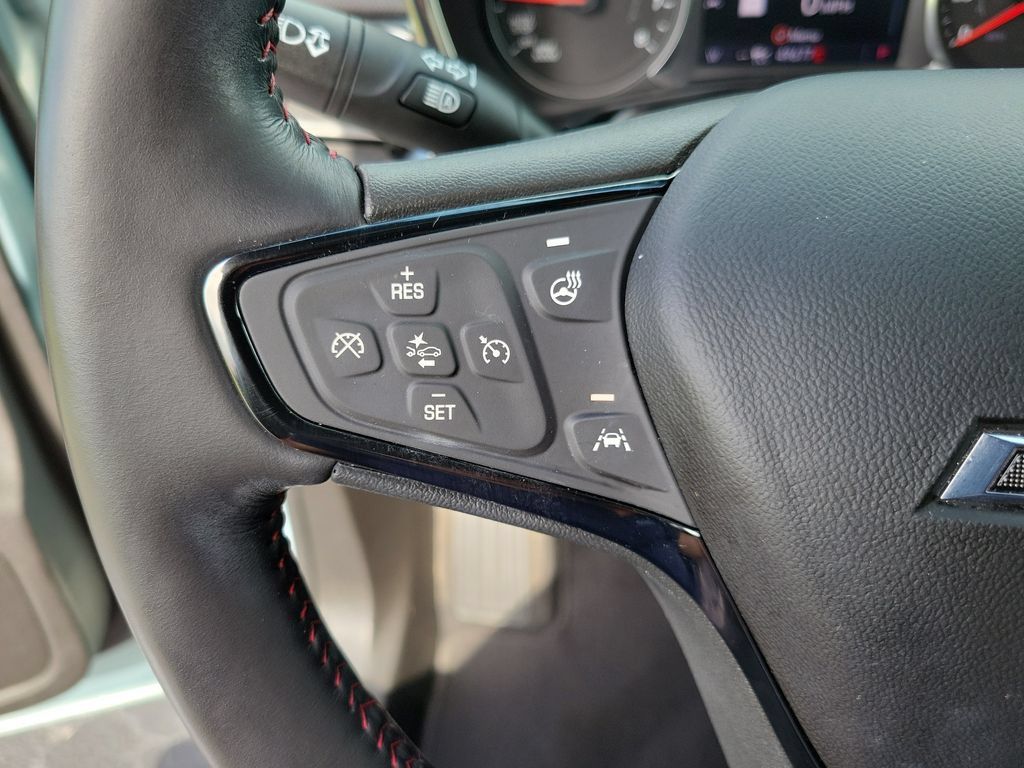 Used 2022 Chevrolet Equinox RS w/ Infotainment Package FWD image 28