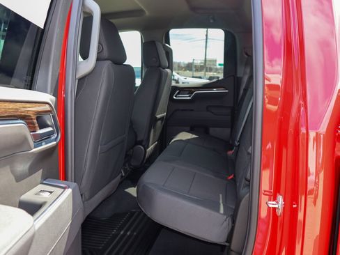 New 2026 GMC Sierra 1500 Elevation image 9