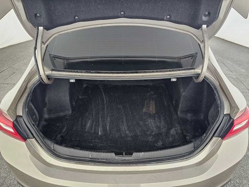 Used 2025 Chevrolet Malibu RS FWD image 14