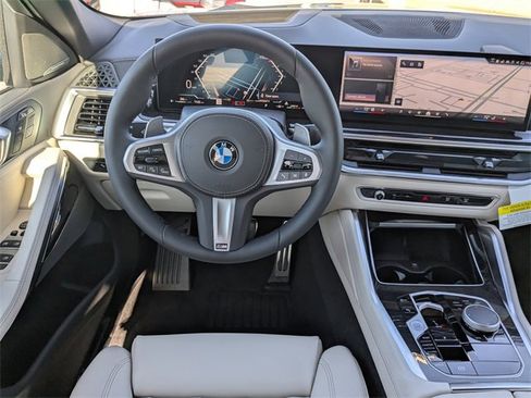 New 2026 BMW X6 xDrive40i w/ Premium Package image 16