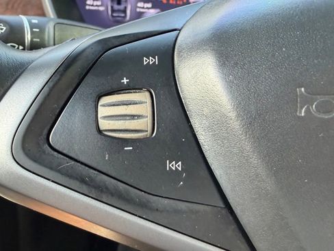 Used 2020 Tesla Model X Long Range image 75