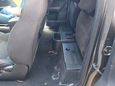 Used 2017 Toyota Tacoma SR5 image 11