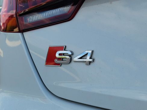 Used 2019 Audi S4 Prestige w/ Prestige Package image 6