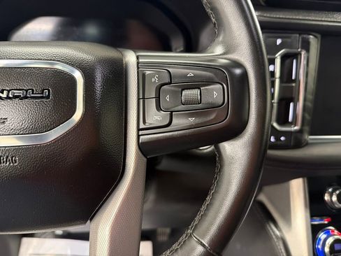 Used 2023 GMC Yukon Denali image 21