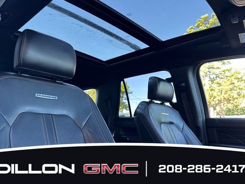 Used 2023 Ford Expedition Platinum AWD/4WD image 18