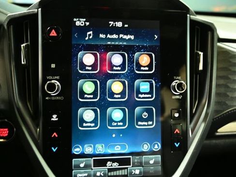 Certified 2025 Subaru Forester Limited image 32