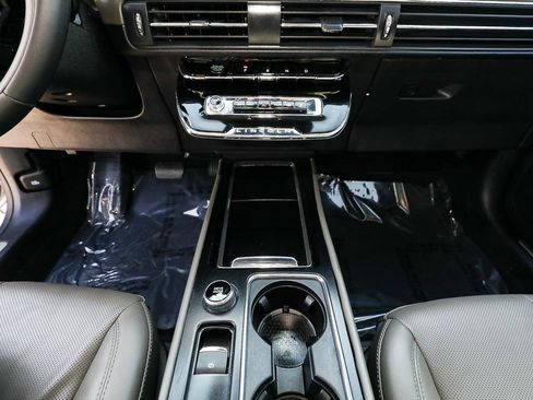 Certified 2023 Lincoln Corsair AWD w/ Equipment Group 101A image 19