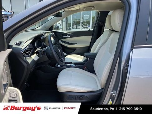 Used 2023 Buick Encore GX Preferred w/ Cold Weather Comfort Package FWD image 18