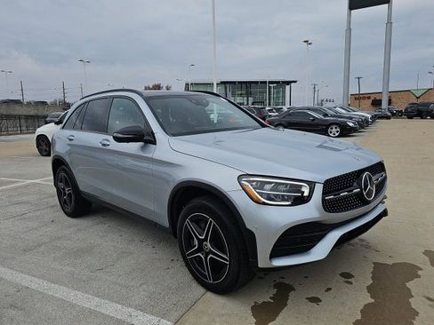 Certified 2022 Mercedes-Benz GLC 300 4MATIC image 2