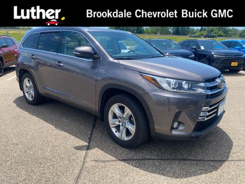 Used 2017 Toyota Highlander Limited AWD/4WD image 1