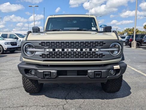 New 2025 Ford Bronco Badlands image 9