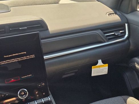 New 2026 GMC Terrain Elevation w/ Technology Package II FWD image 16