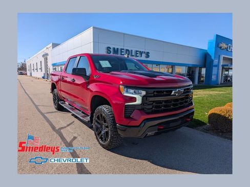 Used 2024 Chevrolet Silverado 1500 LT Trail Boss w/ Convenience Package II AWD/4WD image 1
