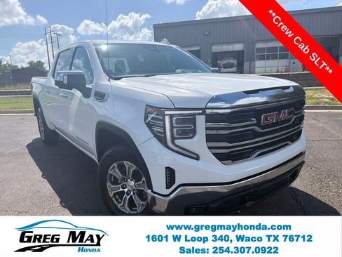 Used 2025 GMC Sierra 1500 SLT RWD image 1