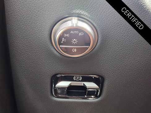 Certified 2025 Mercedes-Benz GLC 43 AMG 4MATIC image 21