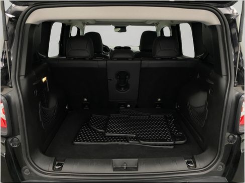Used 2019 Jeep Renegade Trailhawk AWD/4WD image 6