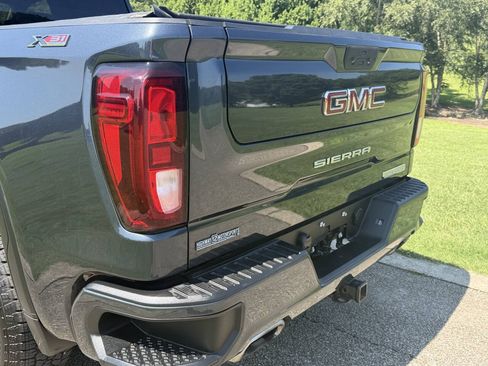 Used 2021 GMC Sierra 1500 Elevation w/ X31 Off-Road Package AWD/4WD image 23