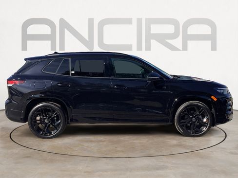 New 2026 Volkswagen Tiguan SE R-Line image 9