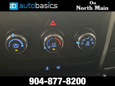 Used 2016 RAM 1500 Classic SLT image 33