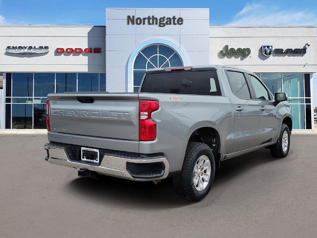 Used 2025 Chevrolet Silverado 1500 LT AWD/4WD image 4