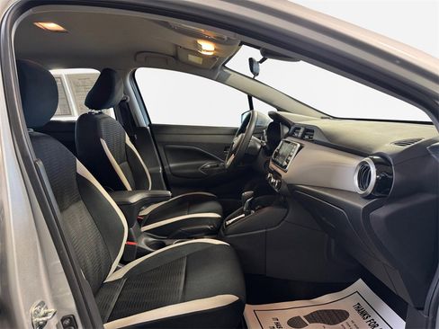 Used 2020 Nissan Versa SV image 26