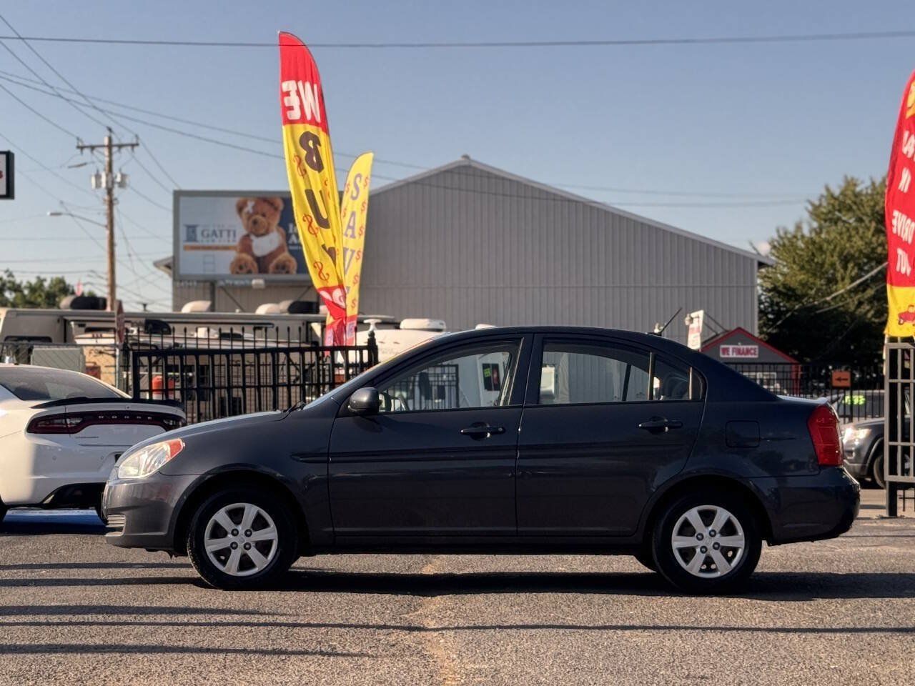 Used 2011 Hyundai Accent GLS FWD image 19