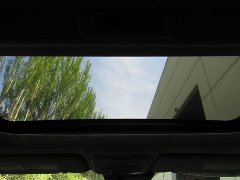 Used 2017 Honda CR-V EX-L image 29