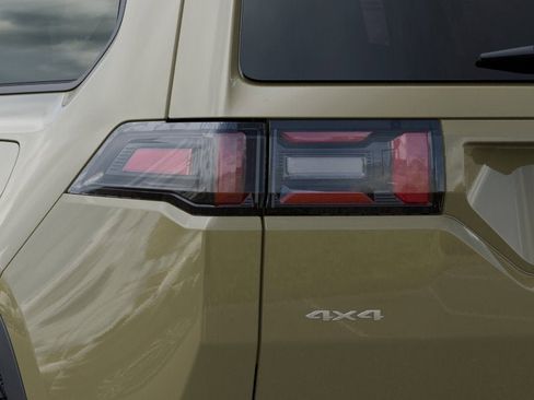 New 2026 Jeep Cherokee Laredo AWD/4WD image 24