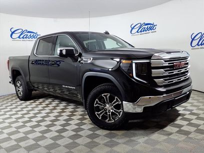 New 2026 GMC Sierra 1500 SLE w/ Preferred Package