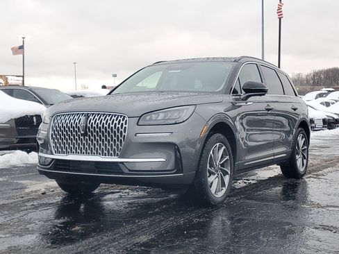 New 2026 Lincoln Corsair Premiere image 2