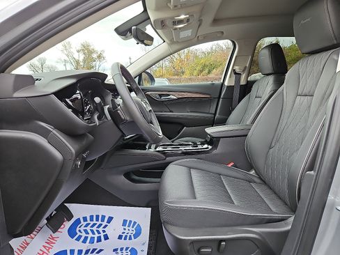 Certified 2023 Buick Envision Avenir image 13