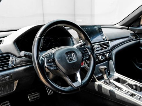 Used 2021 Honda Accord Sport image 18