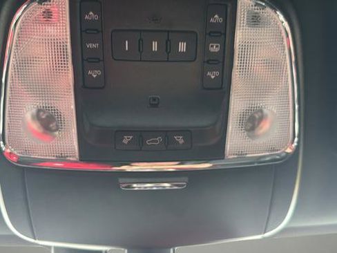 Used 2021 Jeep Grand Cherokee High Altitude image 23