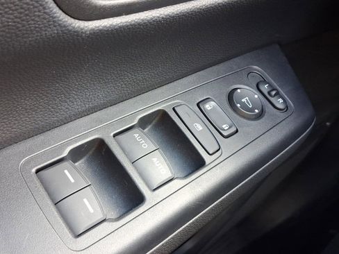 Used 2023 Honda CR-V EX image 13