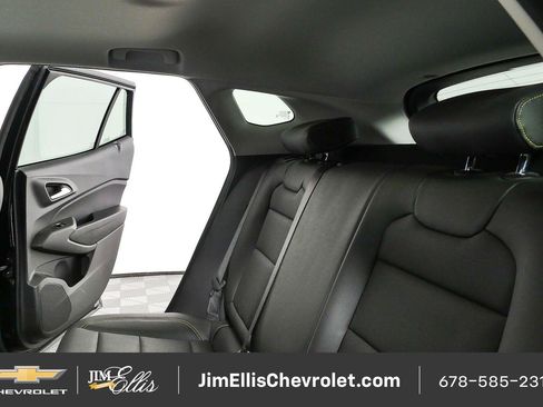 Used 2025 Chevrolet Trax ACTIV w/ Sunroof Package FWD image 20