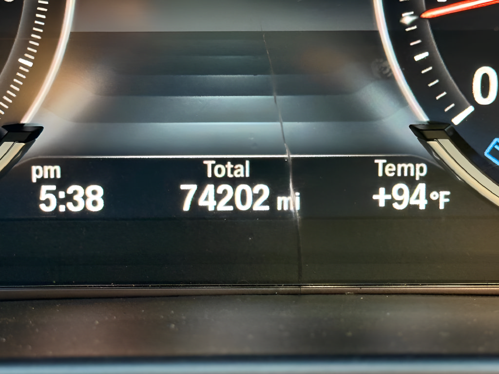 Used 2019 BMW X6 xDrive35i w/ M Sport Package AWD/4WD image 14