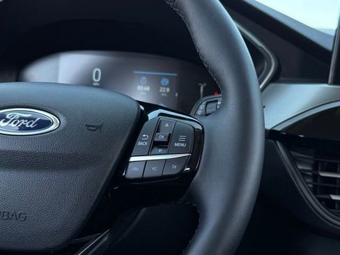 Used 2025 Ford Escape Active w/ Cold Weather Package AWD/4WD image 8