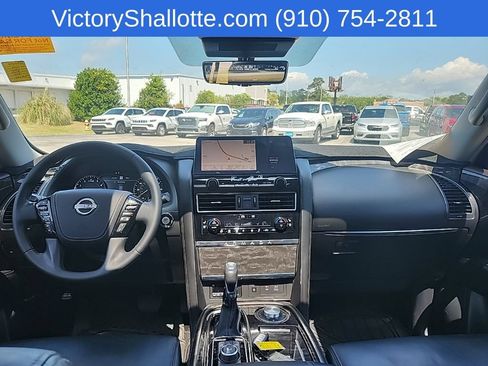 Used 2022 Nissan Armada Platinum w/ Captain's Chairs Package AWD/4WD image 3