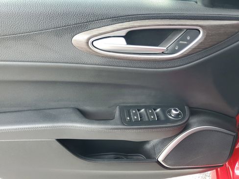 Used 2022 Alfa Romeo Giulia Ti w/ Active Assist Plus Package image 18