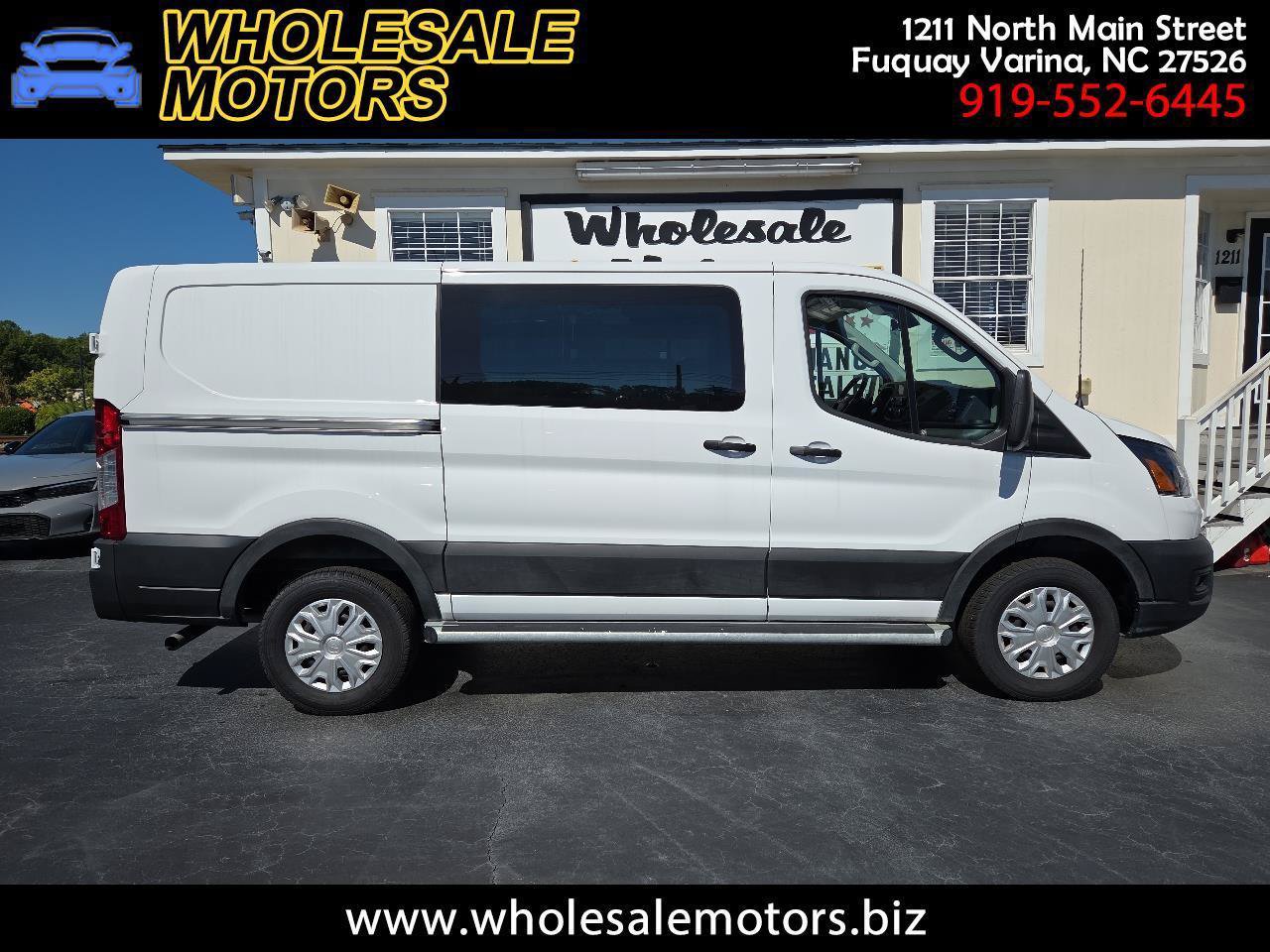 Used 2025 Ford Transit 250 Low Roof w/ Exterior Upgrade Package RWD image 1