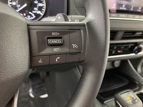 New 2026 Nissan Rogue S image 21