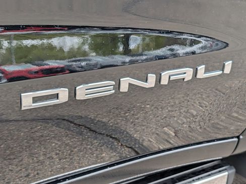 New 2026 GMC Sierra 1500 Denali w/ Denali Reserve Package AWD/4WD image 22