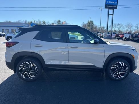 New 2026 Chevrolet TrailBlazer RS w/ Convenience Package AWD/4WD image 8