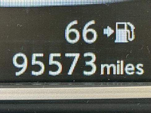 Used 2016 Nissan Sentra SV image 17